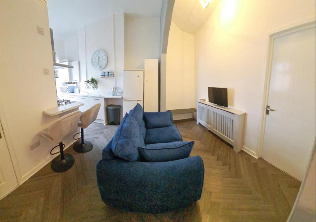 Entire 2 Bed Flat On 3Rd Floor Near City Centre & Stadium Κάρντιφ Εξωτερικό φωτογραφία